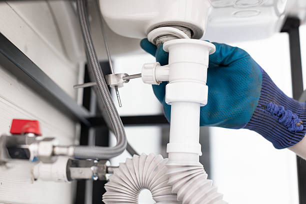 Reliable Emergency Plumber contractor in Sterling, IL by Masters Plumbing Service